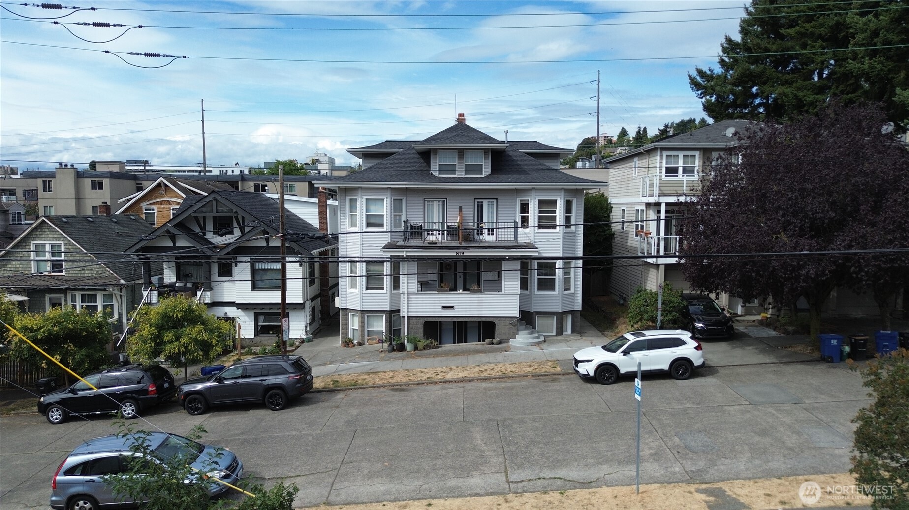 819 6th Avenue Property Photo 1