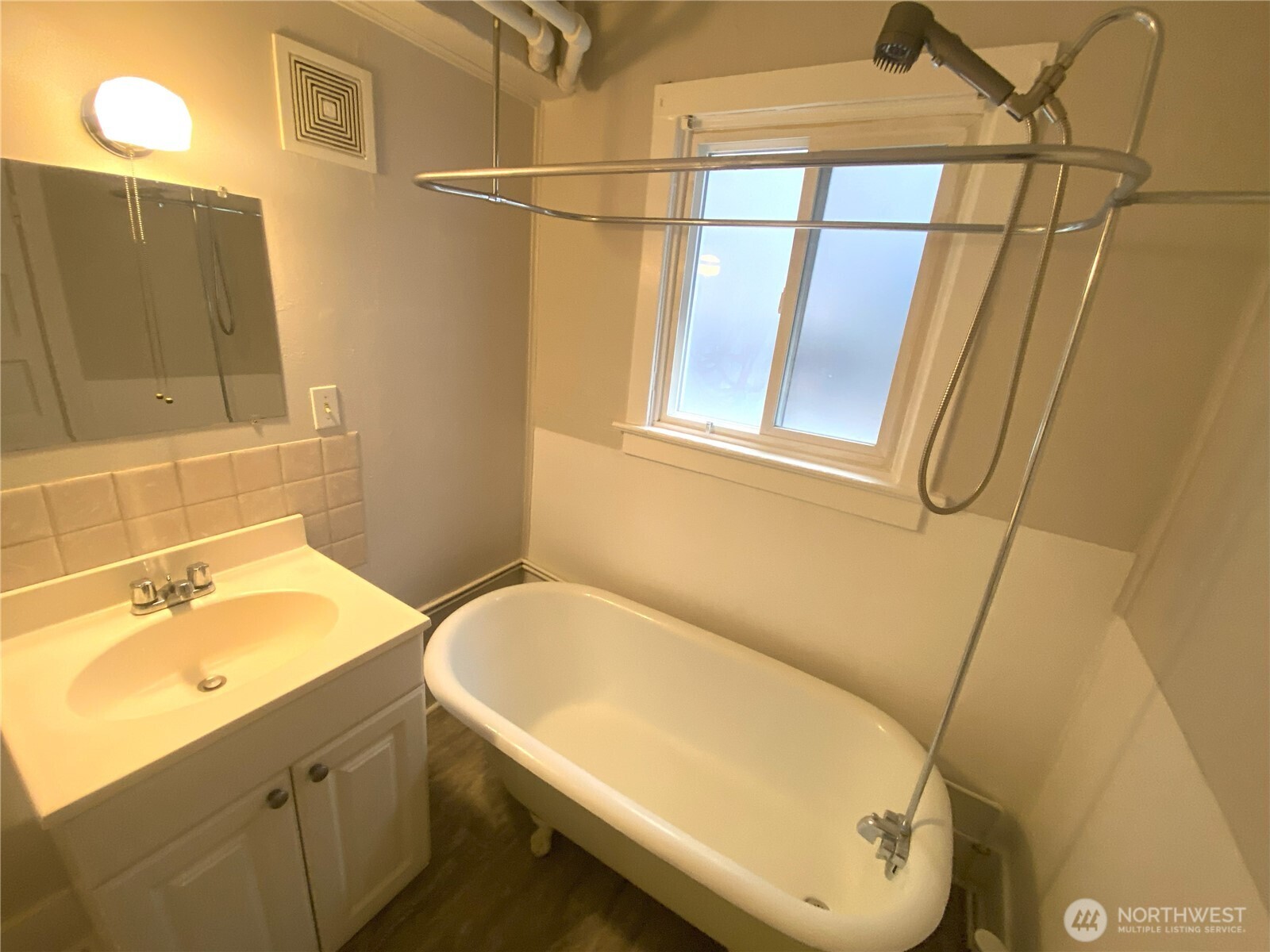 819 6th Avenue Property Photo 19
