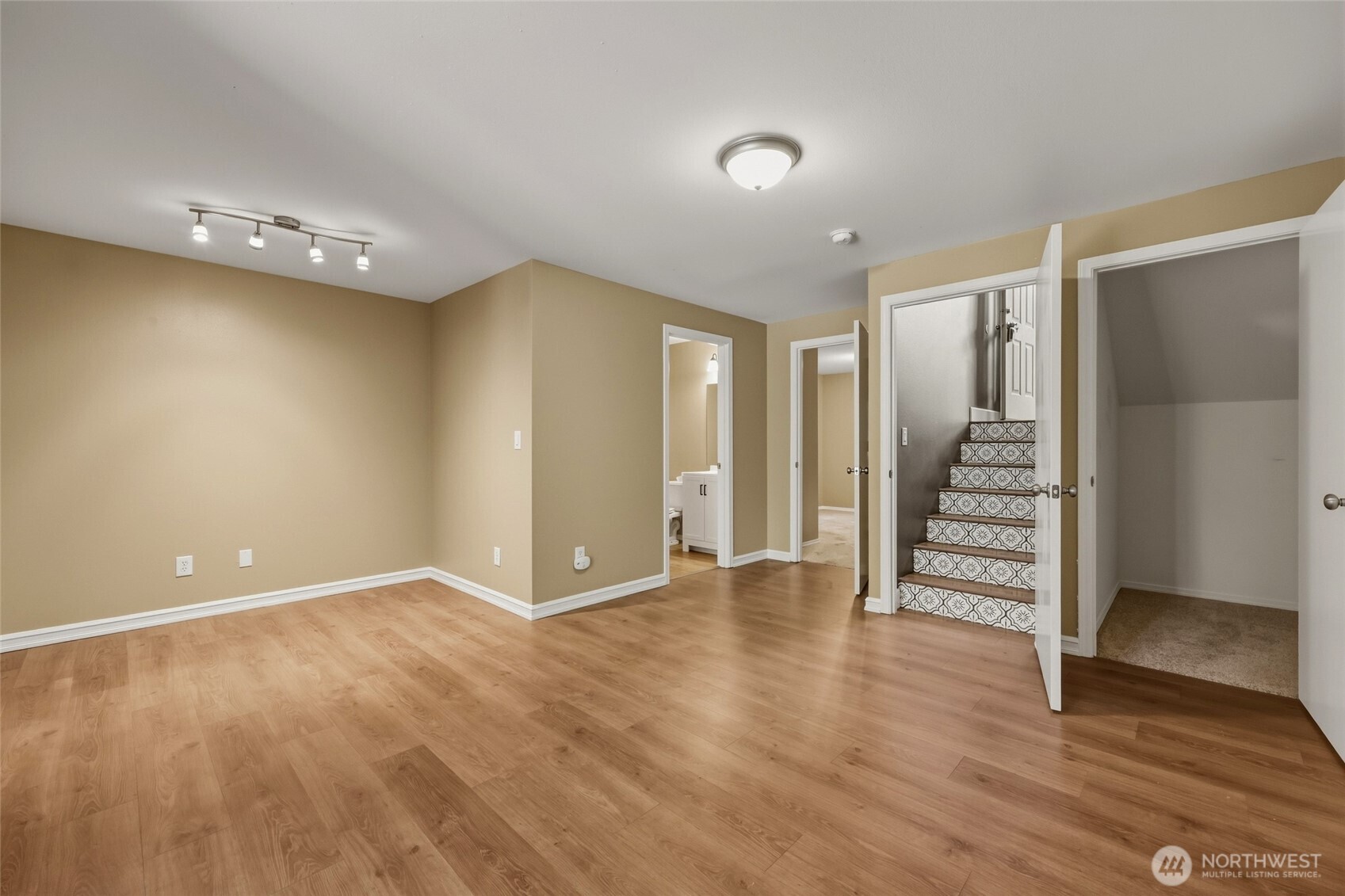 17316 West View Lane Property Photo 18