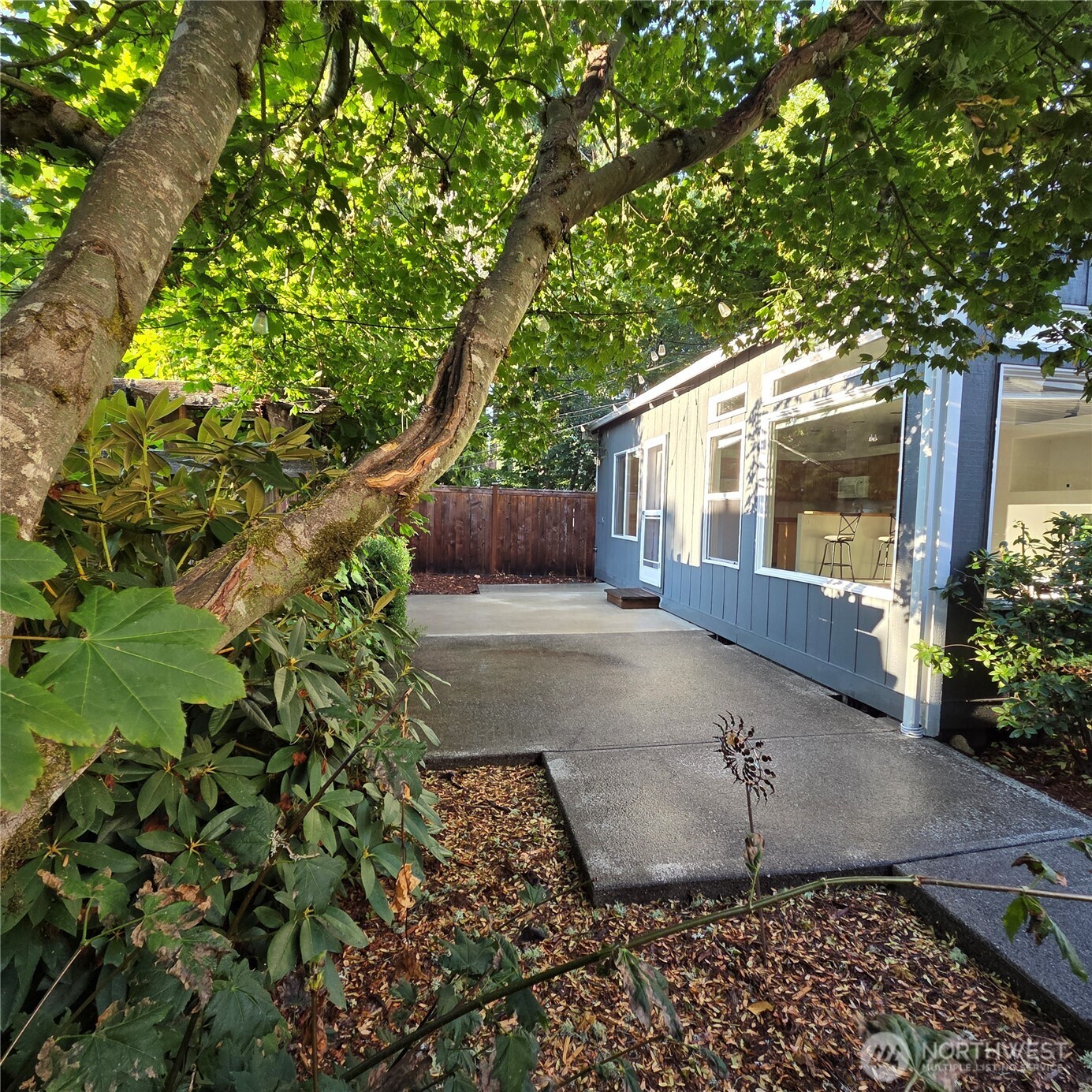 6039 Bryanston Lane Property Photo 3