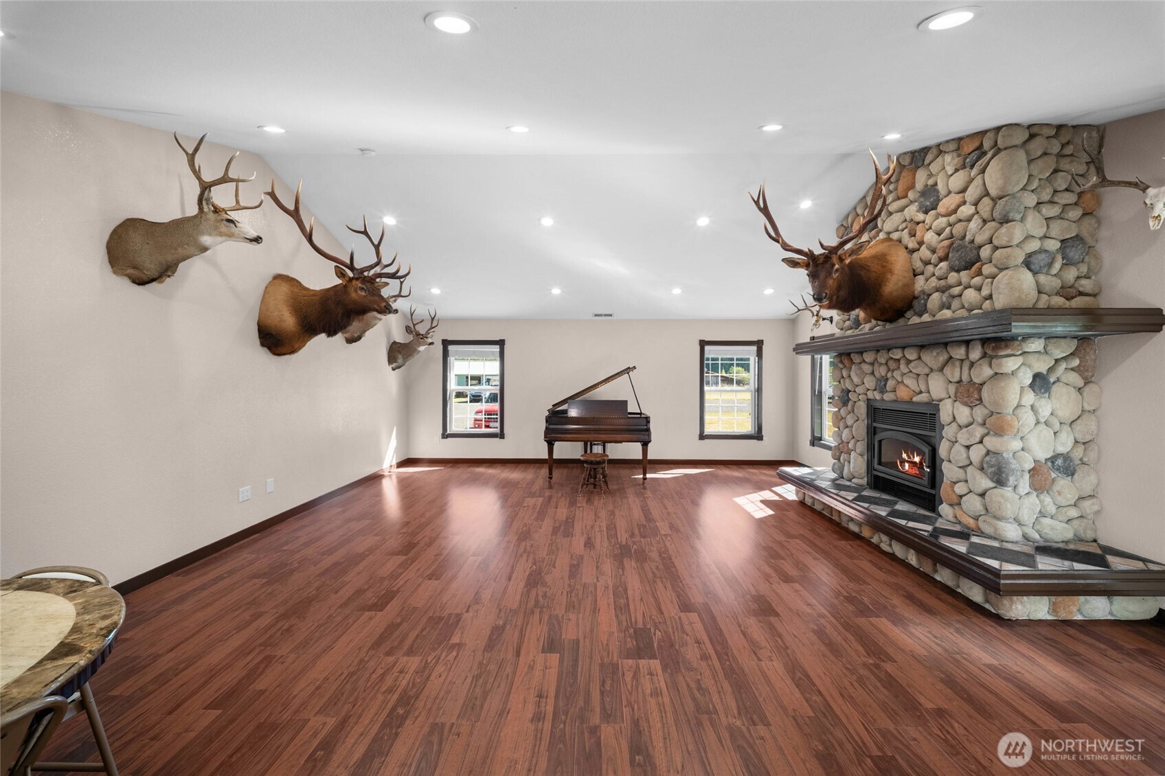 30 Squirrel Road Property Photo 4