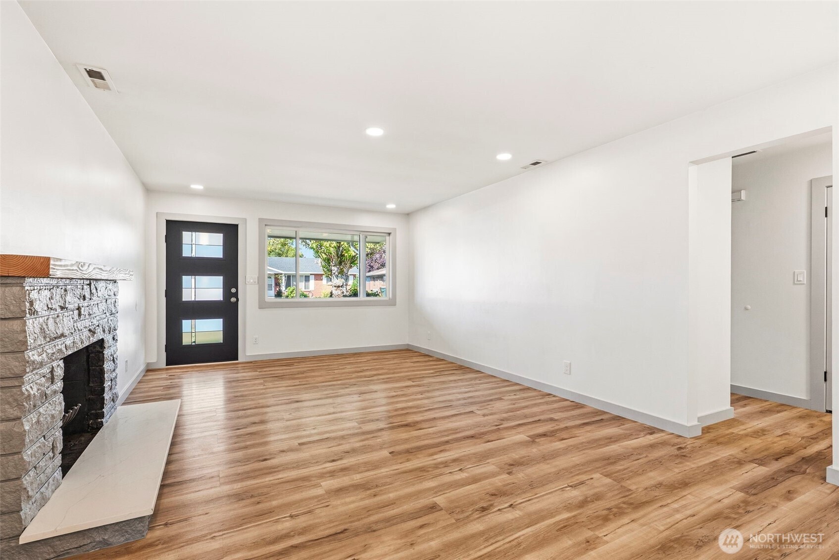 1726 Susan Avenue Property Photo 7