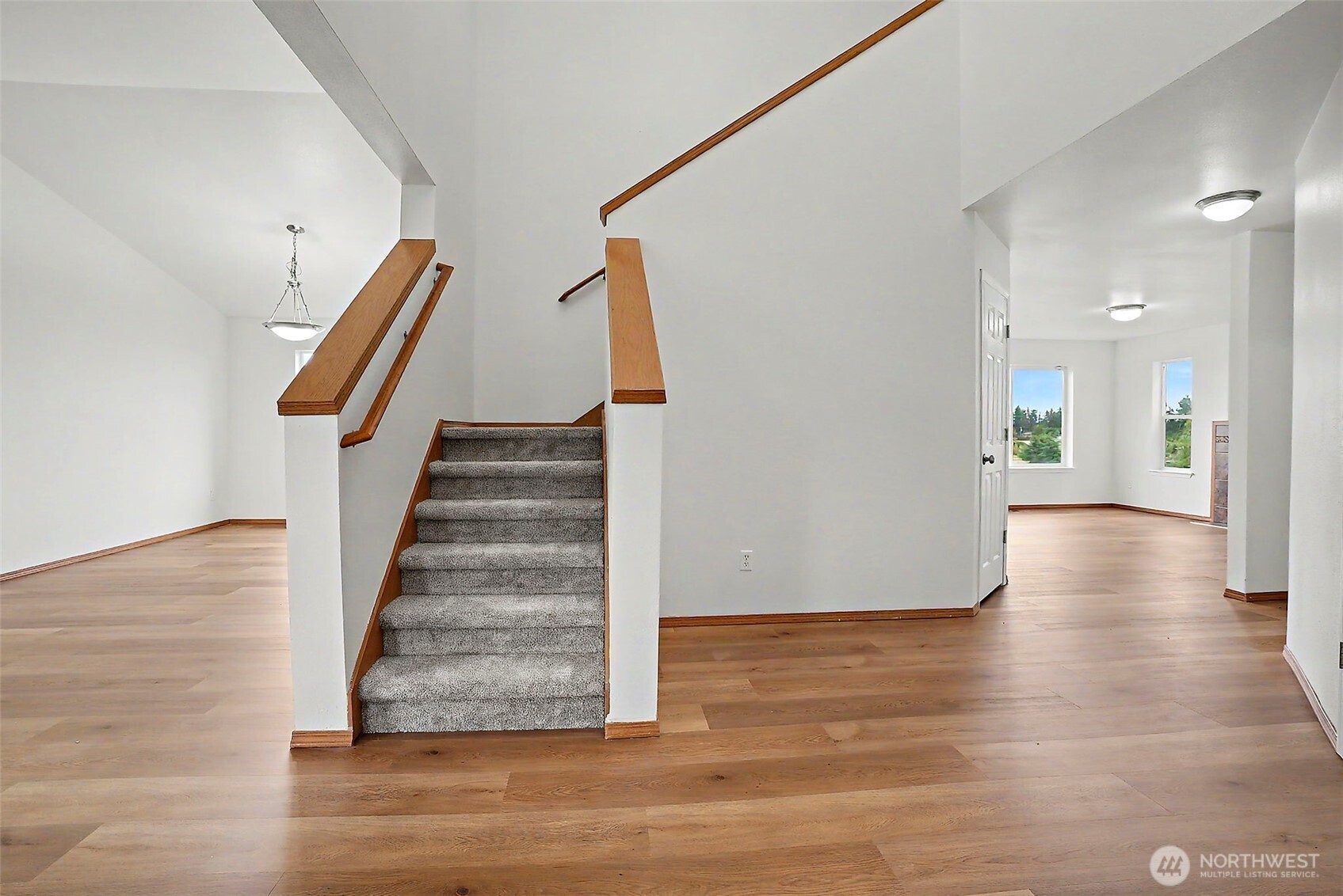 2213 189th Street Property Photo 3