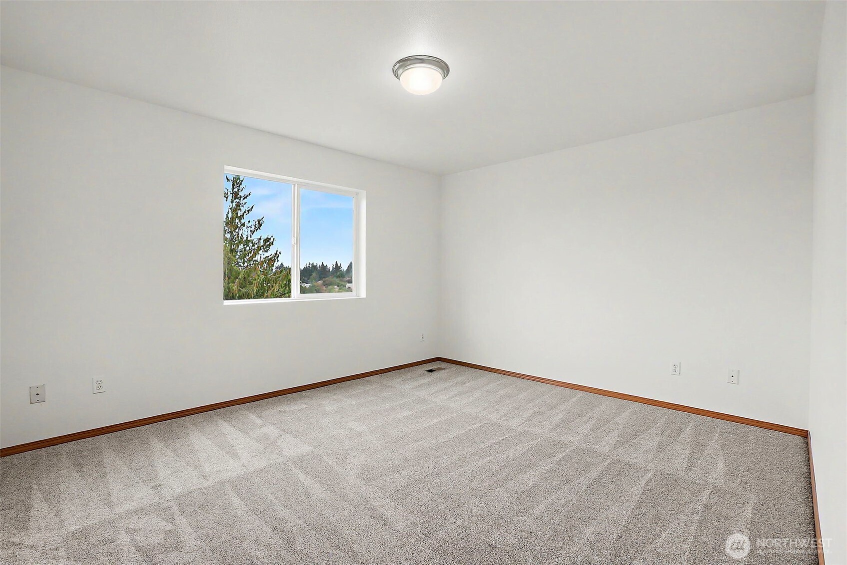 2213 189th Street Property Photo 15