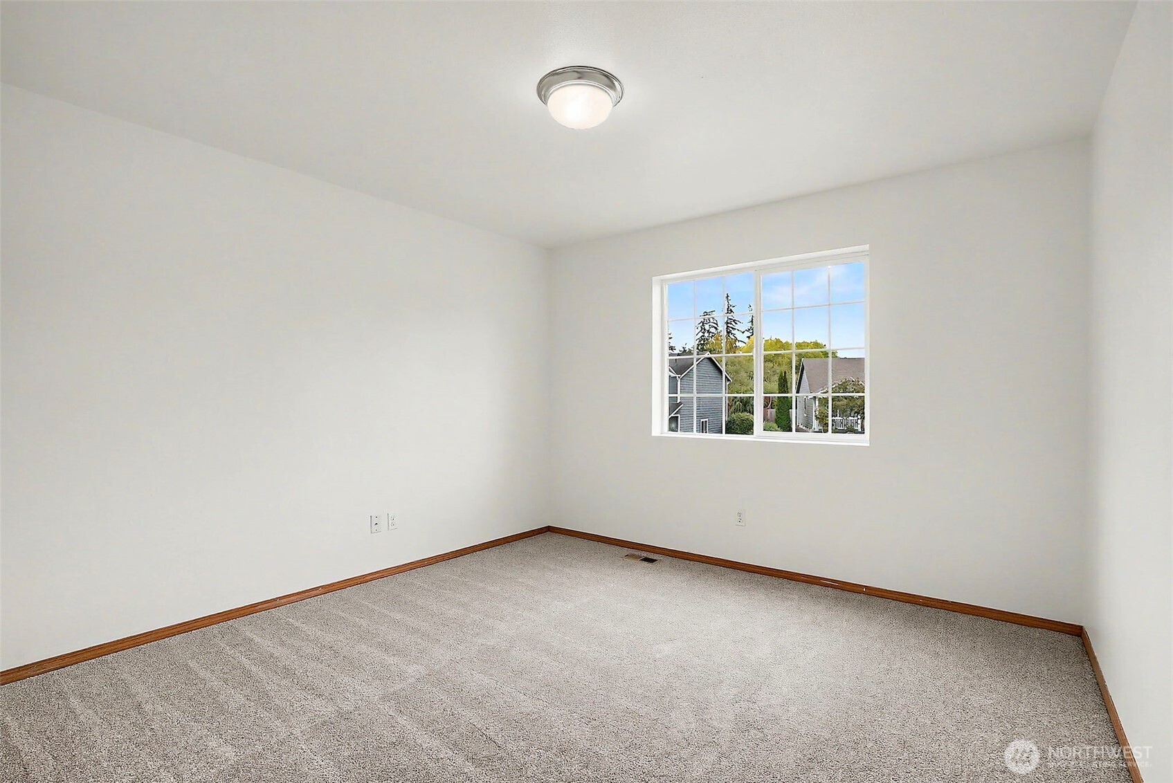 2213 189th Street Property Photo 23