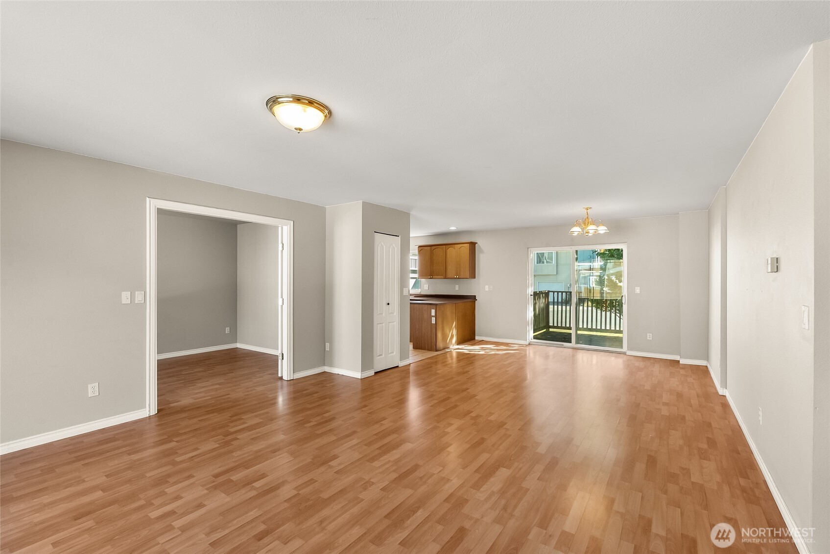 4244 Archer Drive Property Photo 7