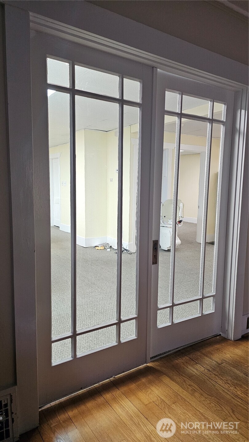 1010 S I Street Property Photo 10
