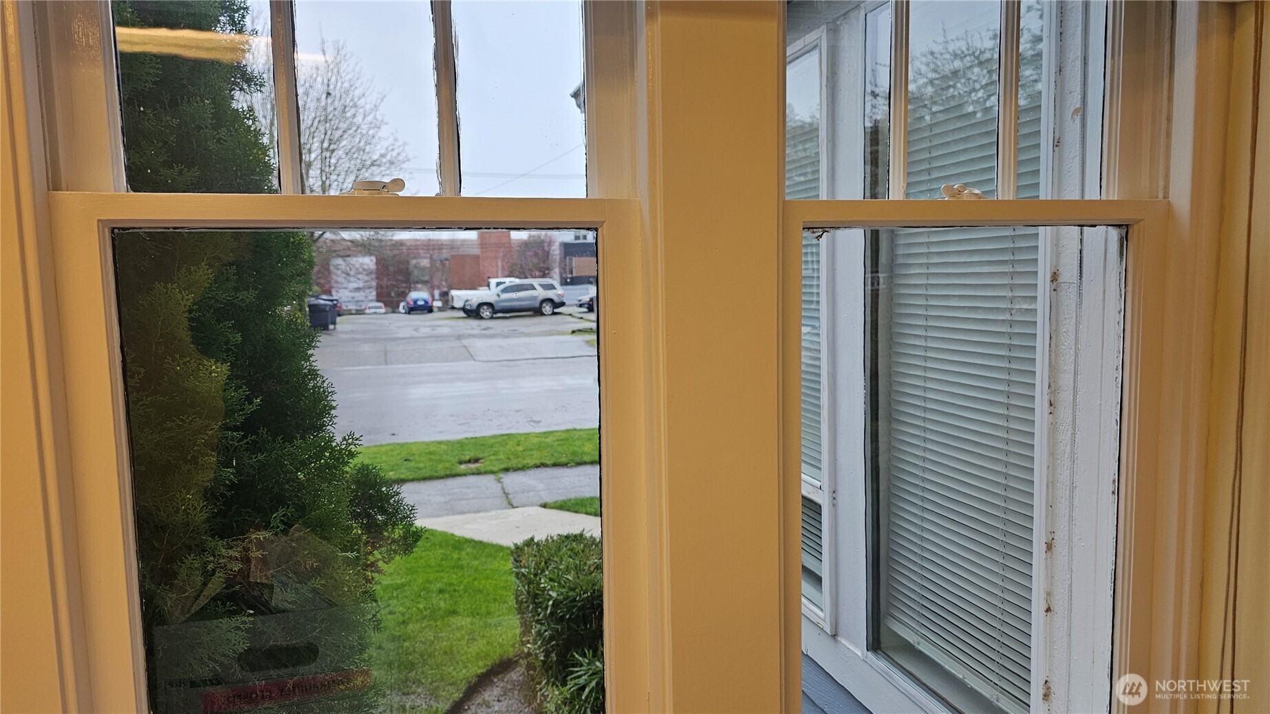 1010 S I Street Property Photo 11