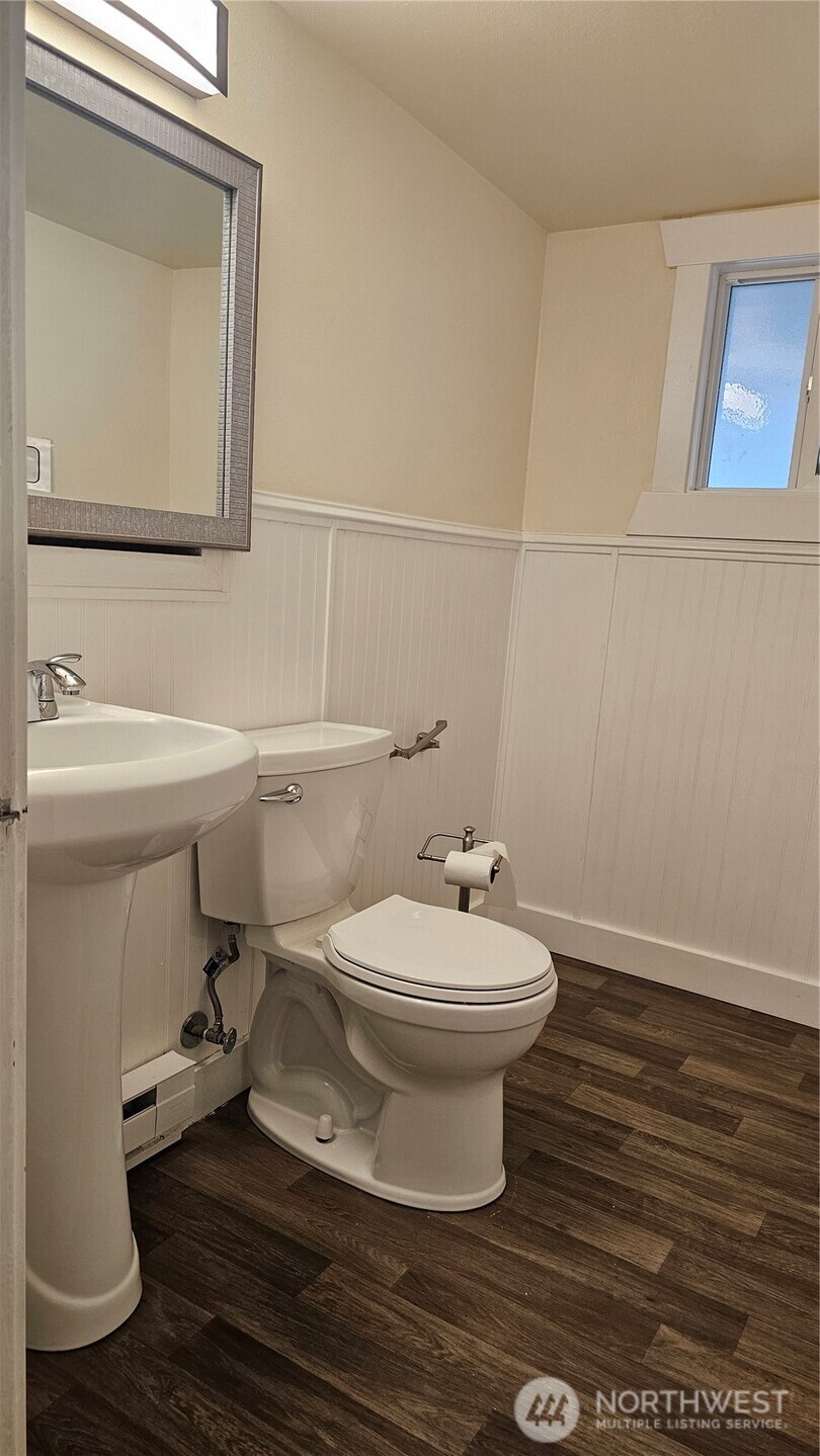 1010 S I Street Property Photo 18