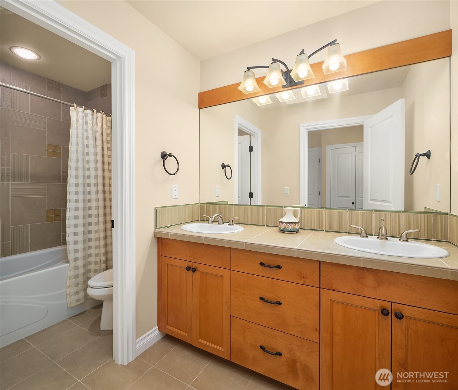 9815 224th Street Property Photo 33