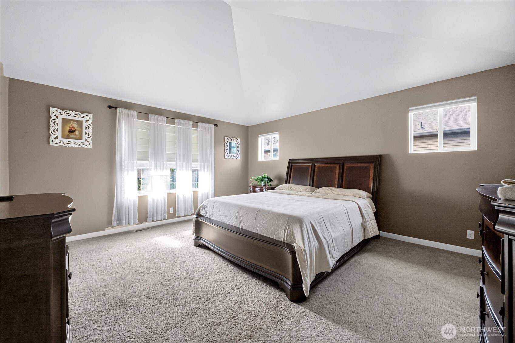 6321 Thomas Place Property Photo 14