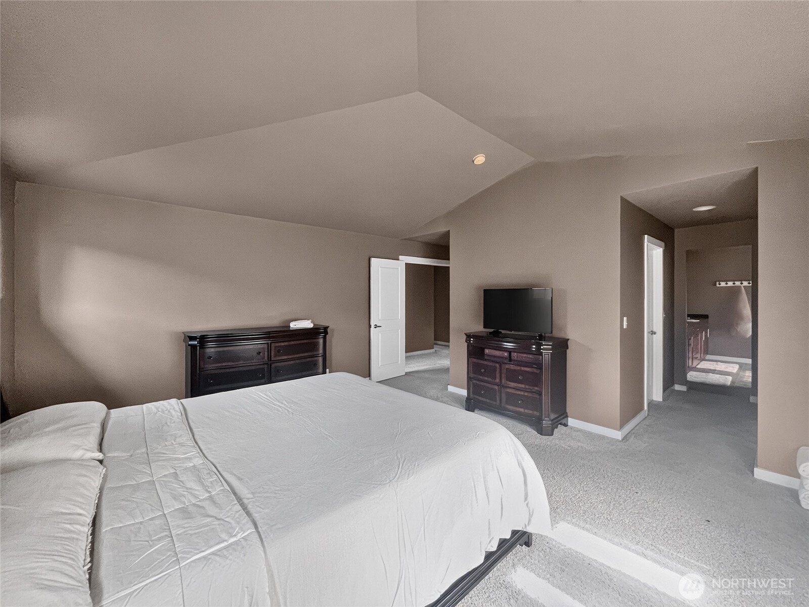 6321 Thomas Place Property Photo 16