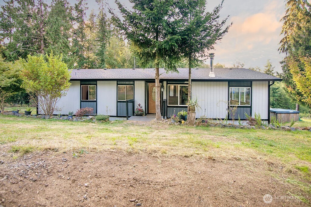 2746 S Silver Lake Road Property Photo 1