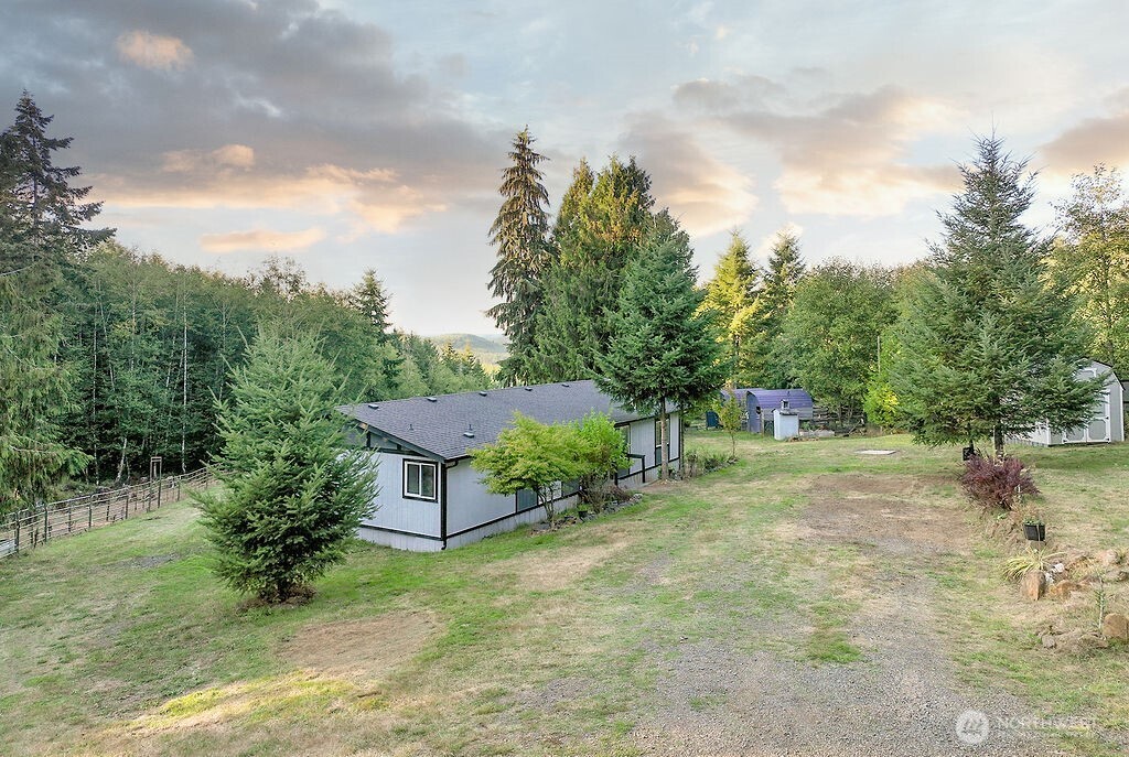 2746 S Silver Lake Road Property Photo 33