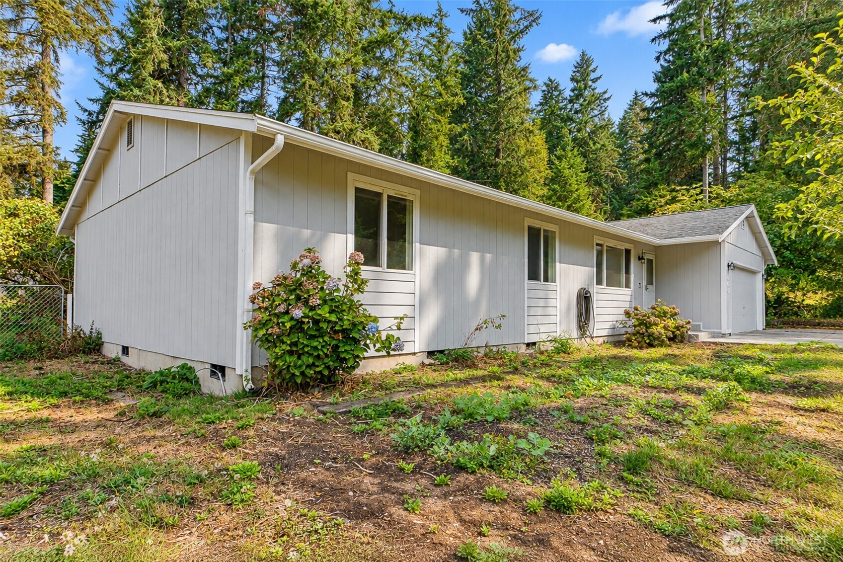 660 Ne Barbara Boulevard Property Photo 2