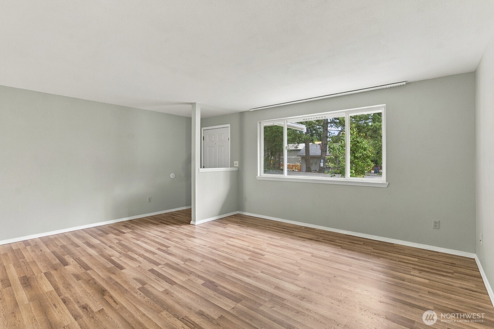 660 Ne Barbara Boulevard Property Photo 7