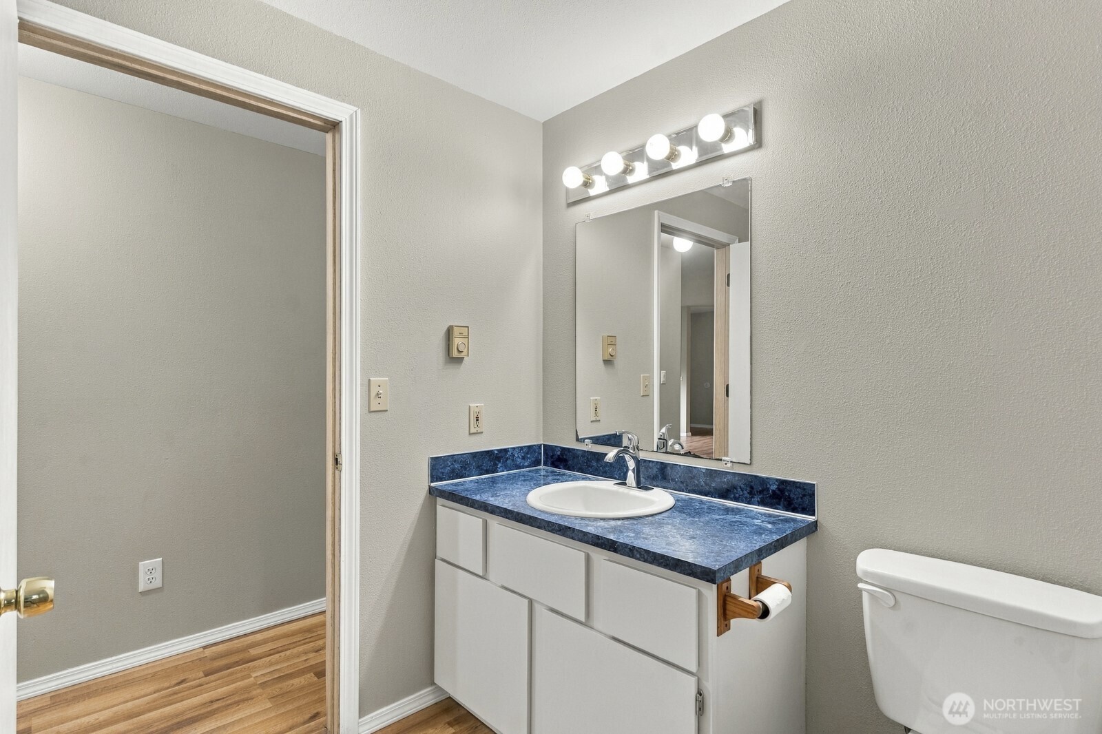 660 Ne Barbara Boulevard Property Photo 16