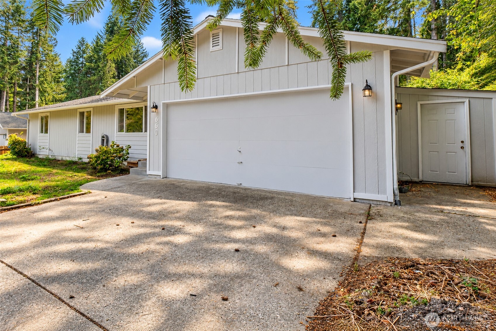 660 Ne Barbara Boulevard Property Photo 32