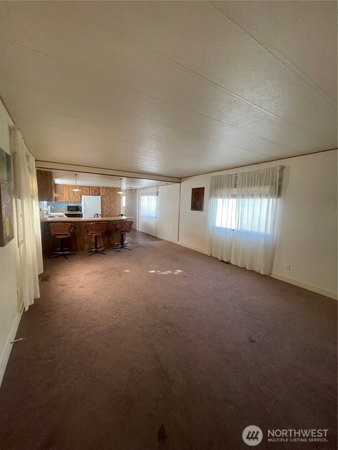 1050 Howard 28 Property Photo 3