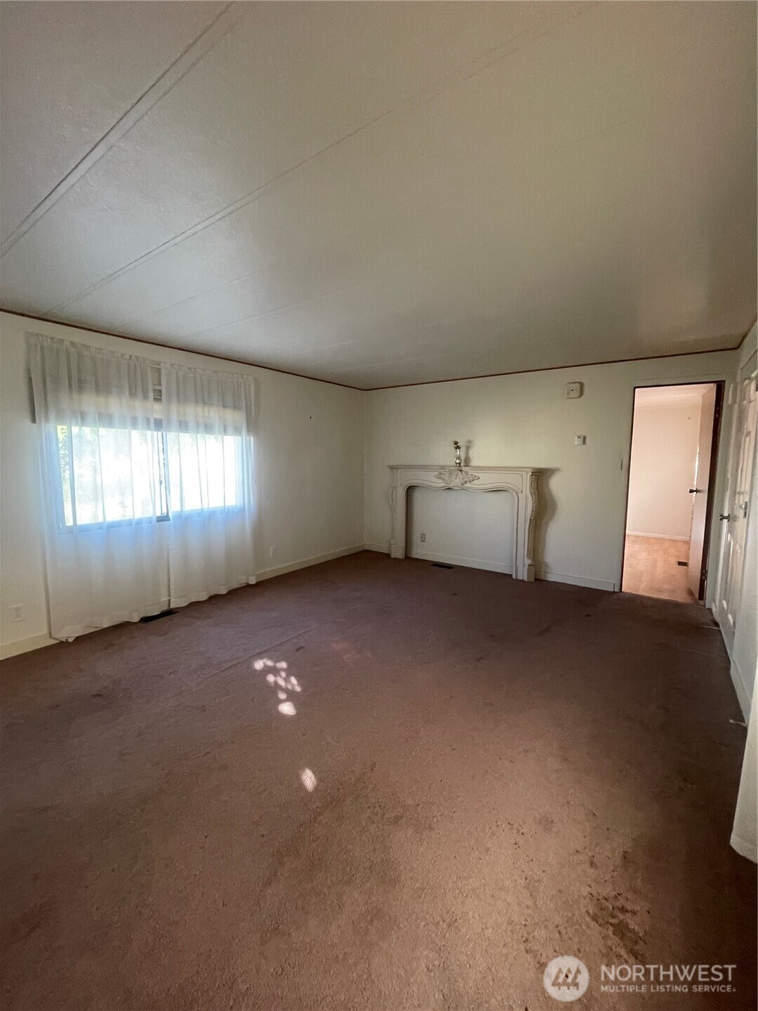 1050 Howard 28 Property Photo 4