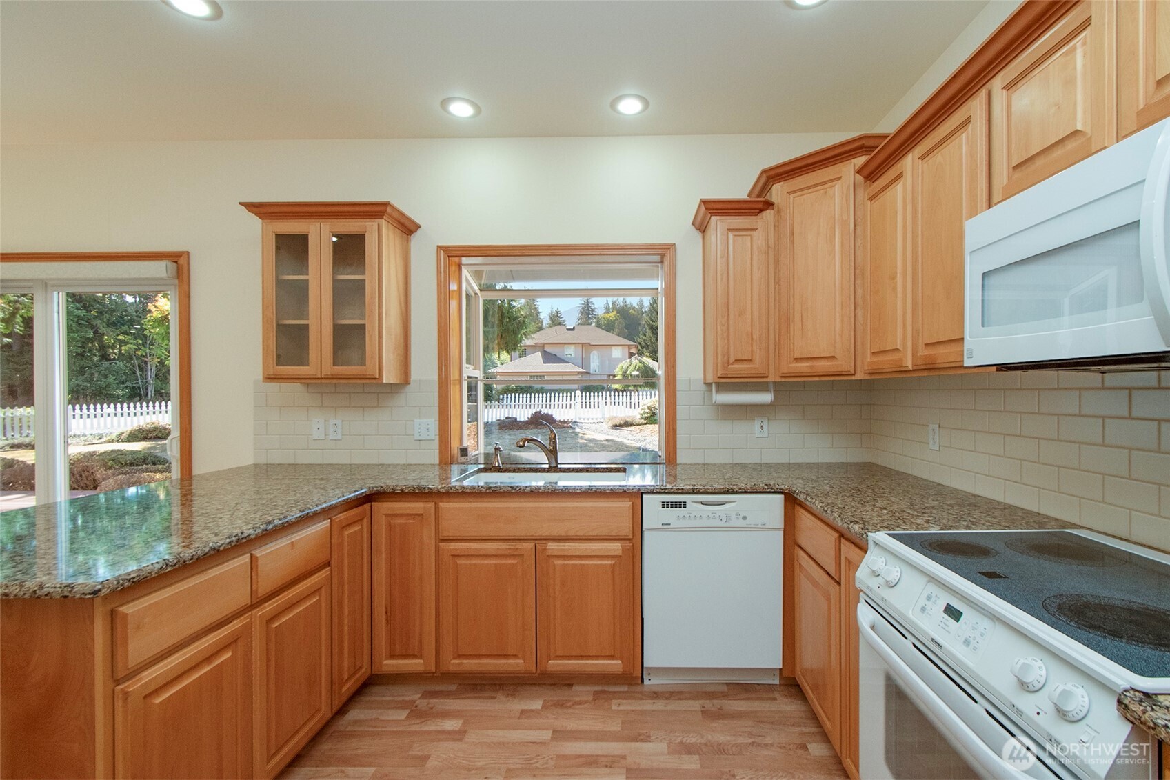 835 Church Avenue Property Photo 9