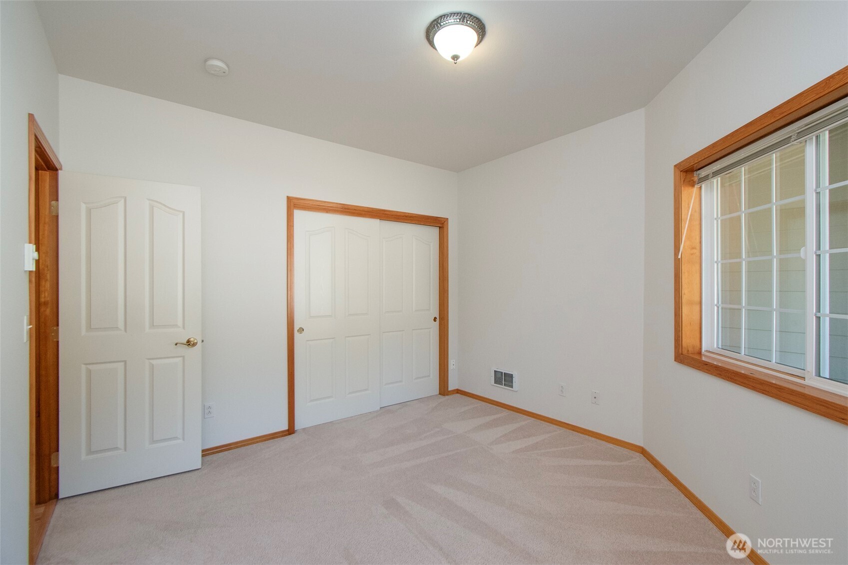 835 Church Avenue Property Photo 16