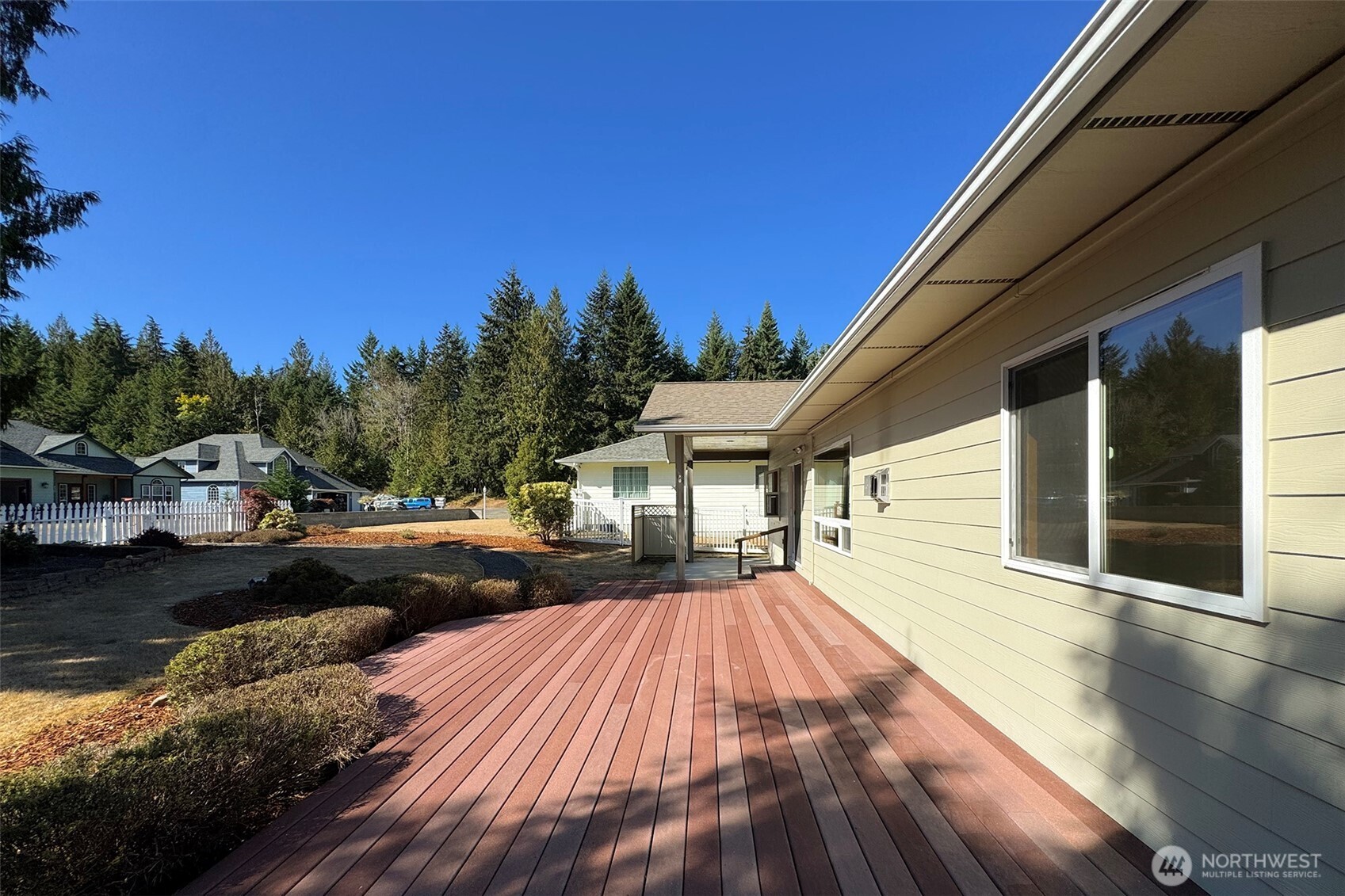 835 Church Avenue Property Photo 32