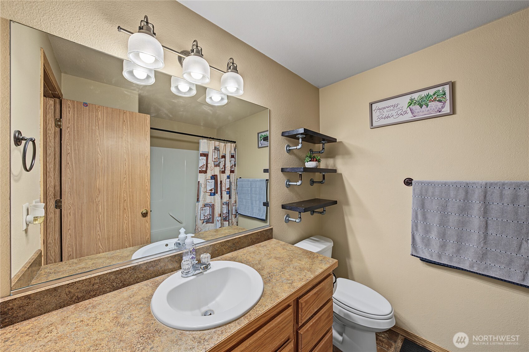 216 N Tamer Lane Property Photo 20