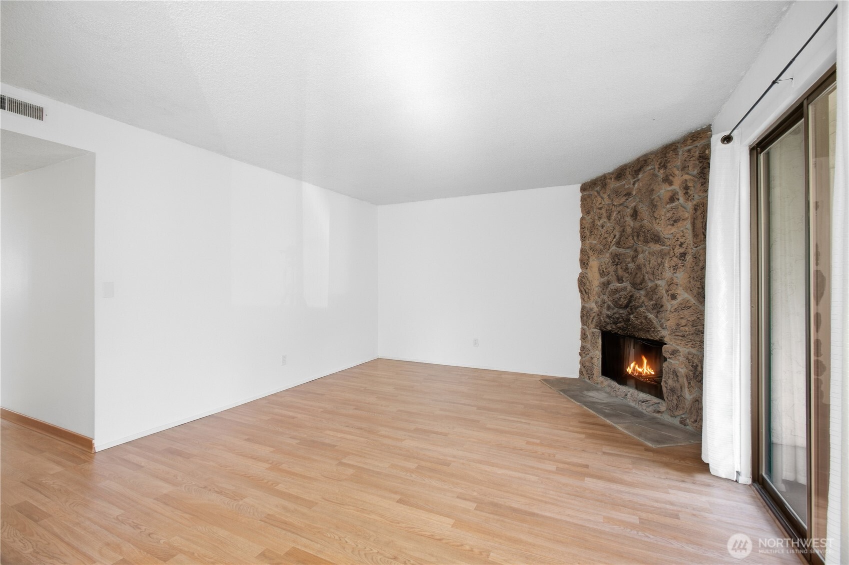 14510 124th Avenue A7 Property Photo 6