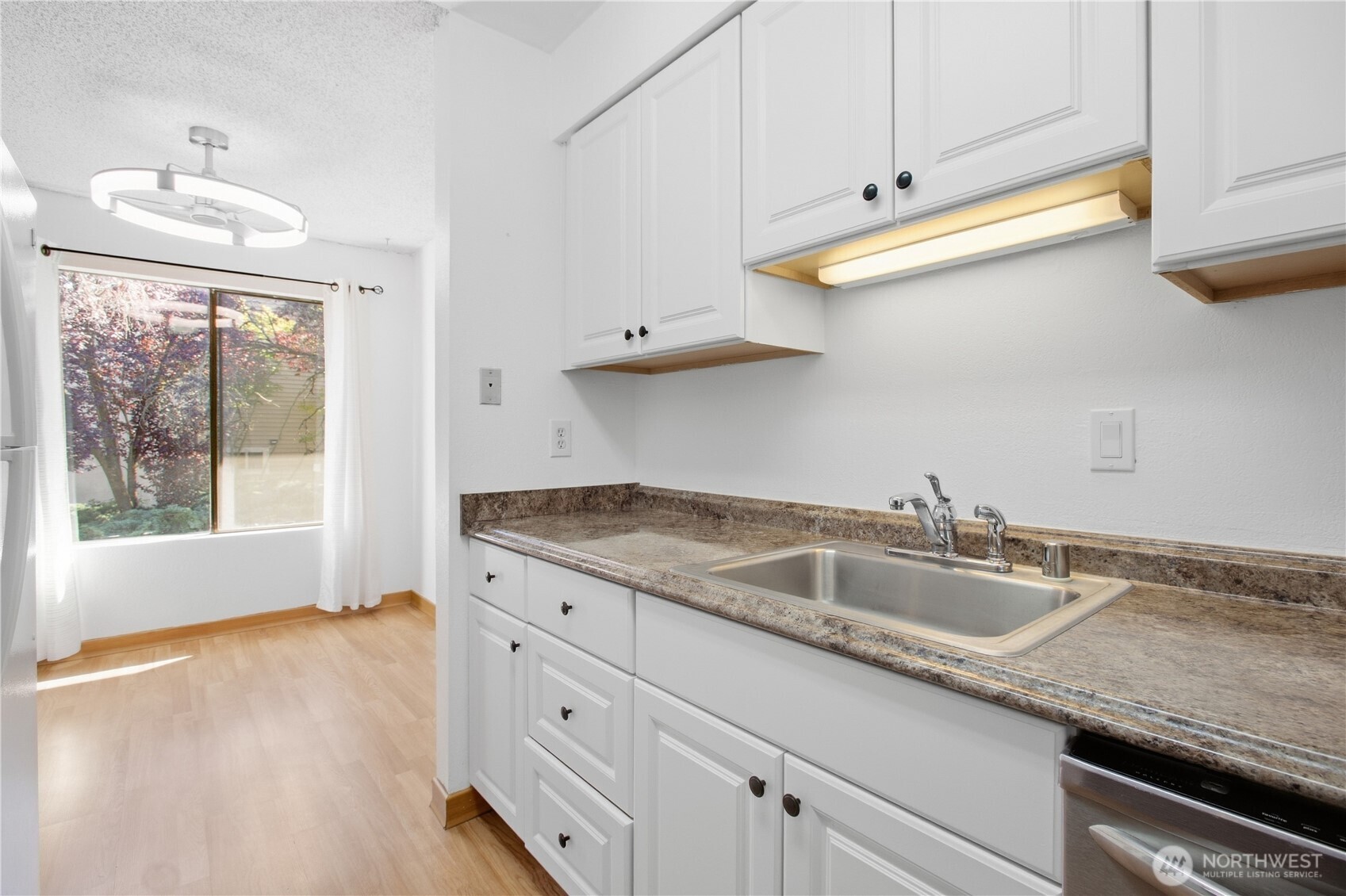14510 124th Avenue A7 Property Photo 8