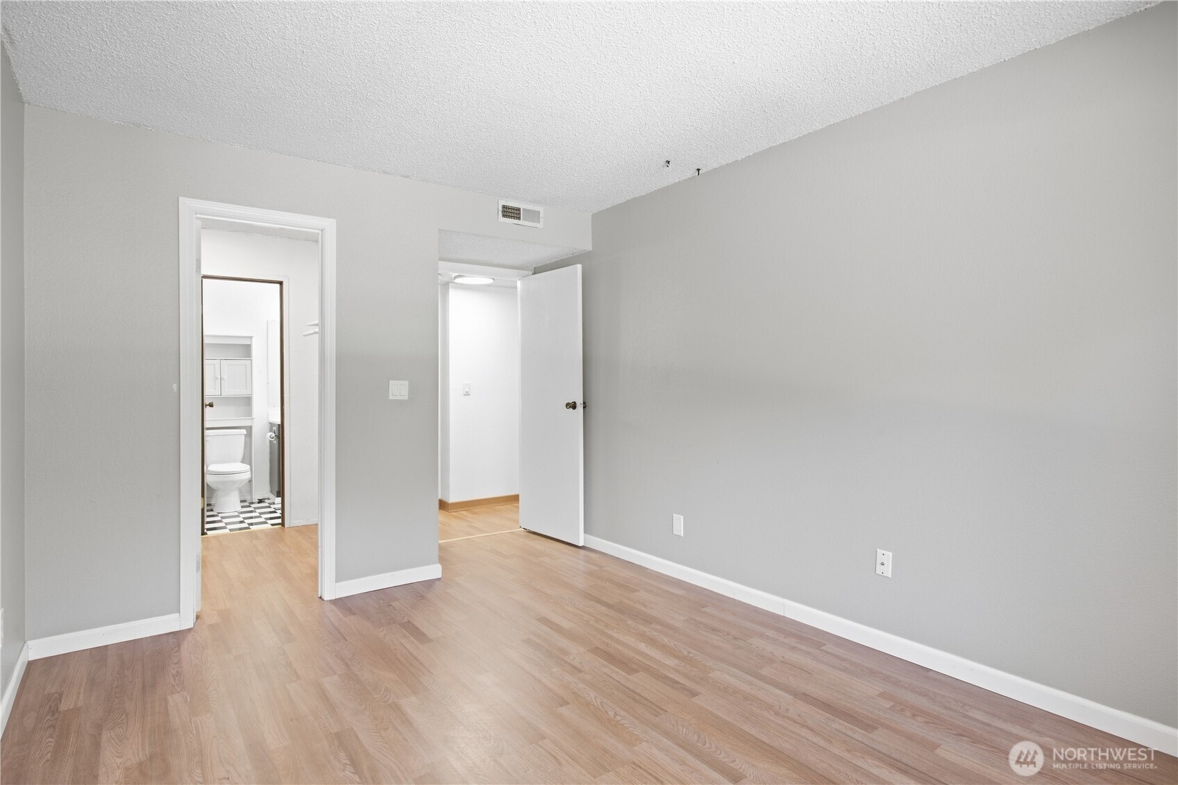14510 124th Avenue A7 Property Photo 11