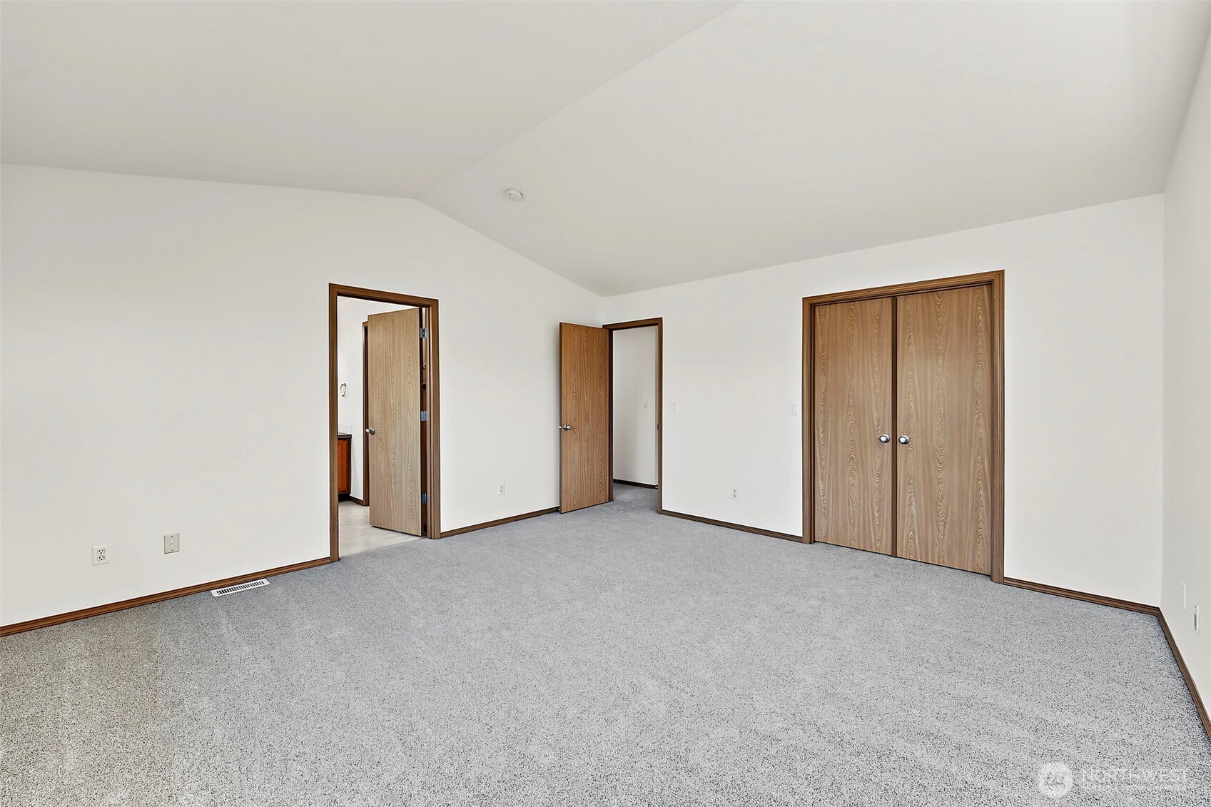18614 84th Avenue Ct Property Photo 23