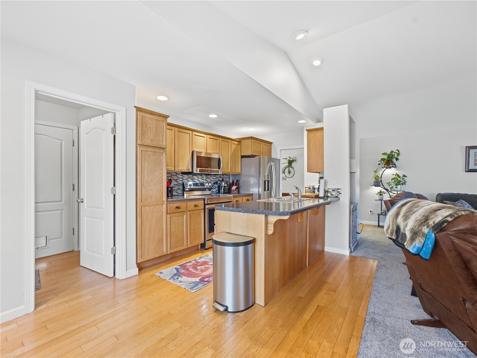 312 S Mary Avenue Property Photo 18