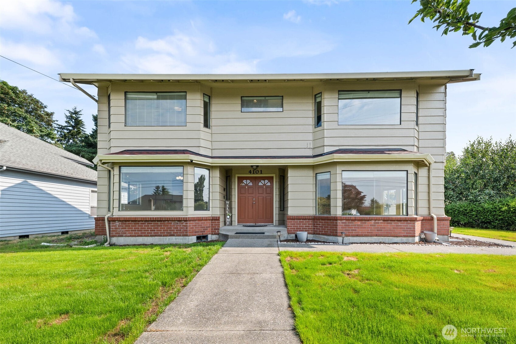 4101 Browns Point Boulevard Property Photo 2