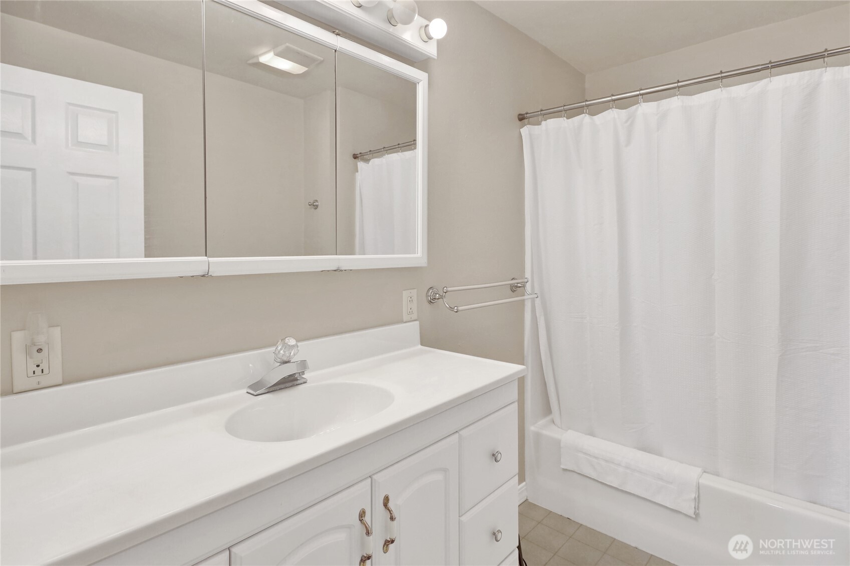 8799 N Telegraph Road Property Photo 29