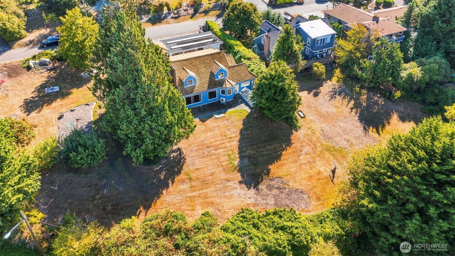 912 S Magnolia Lane Property Photo 3