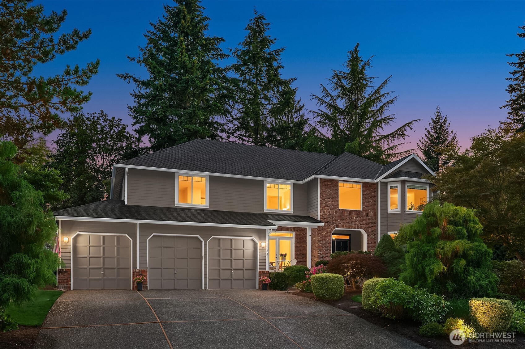 7733 235th Place Property Photo 1