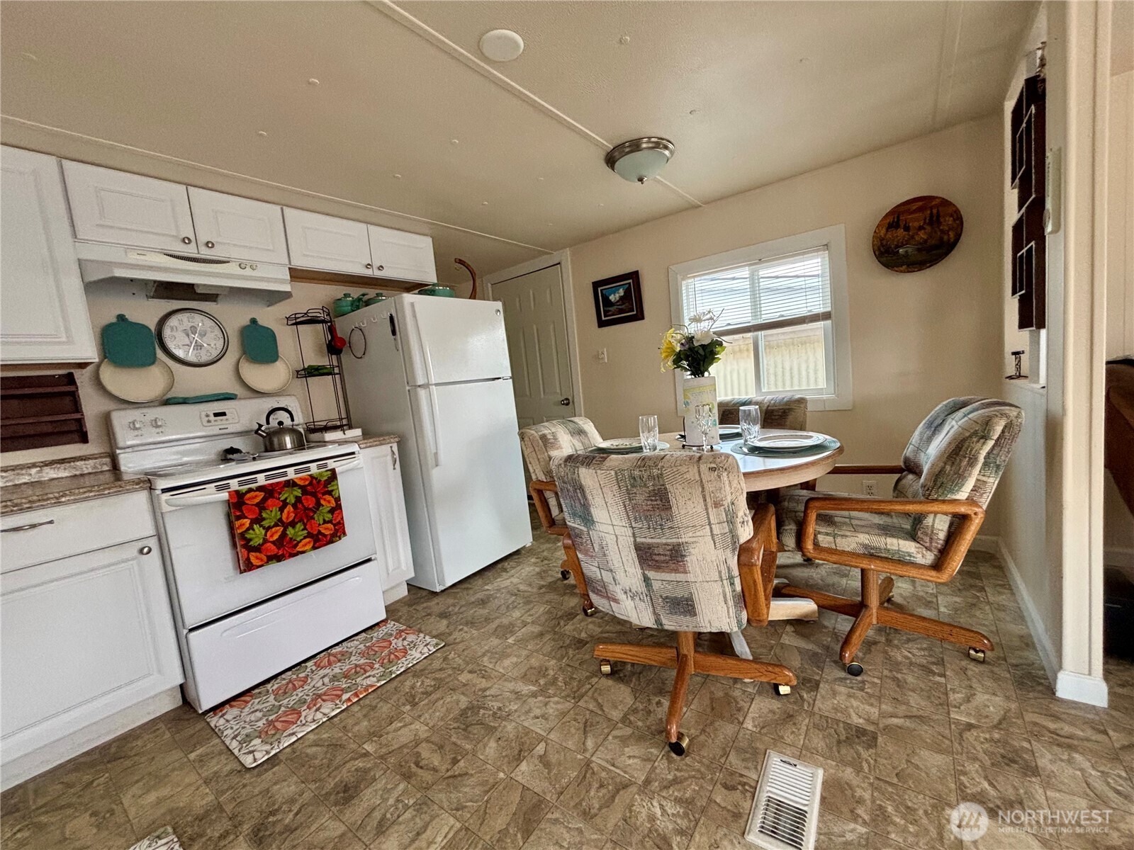 1313 Harrison Avenue 221a Property Photo 9