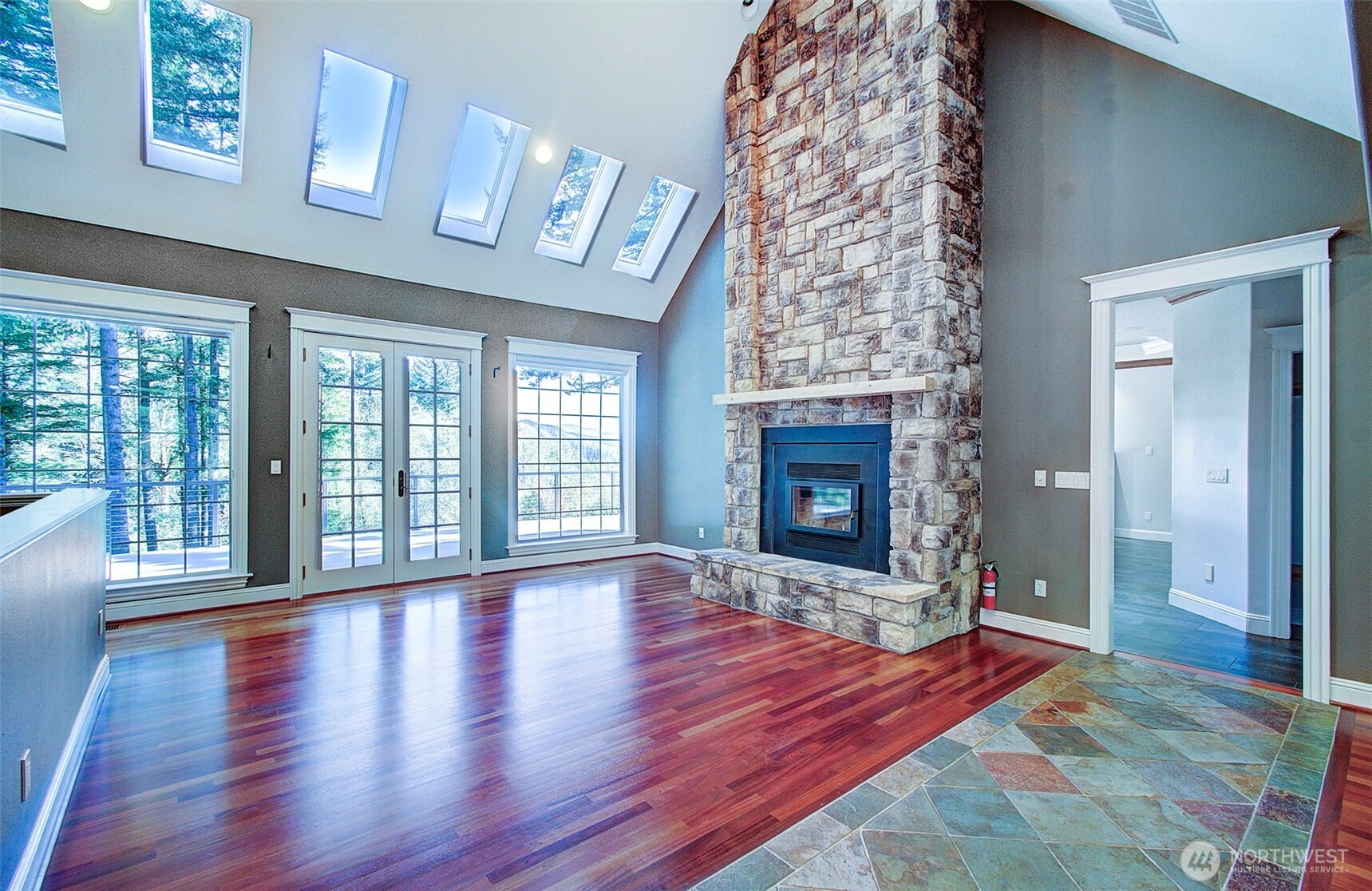 35601 Ne Ammeter Road Property Photo 6