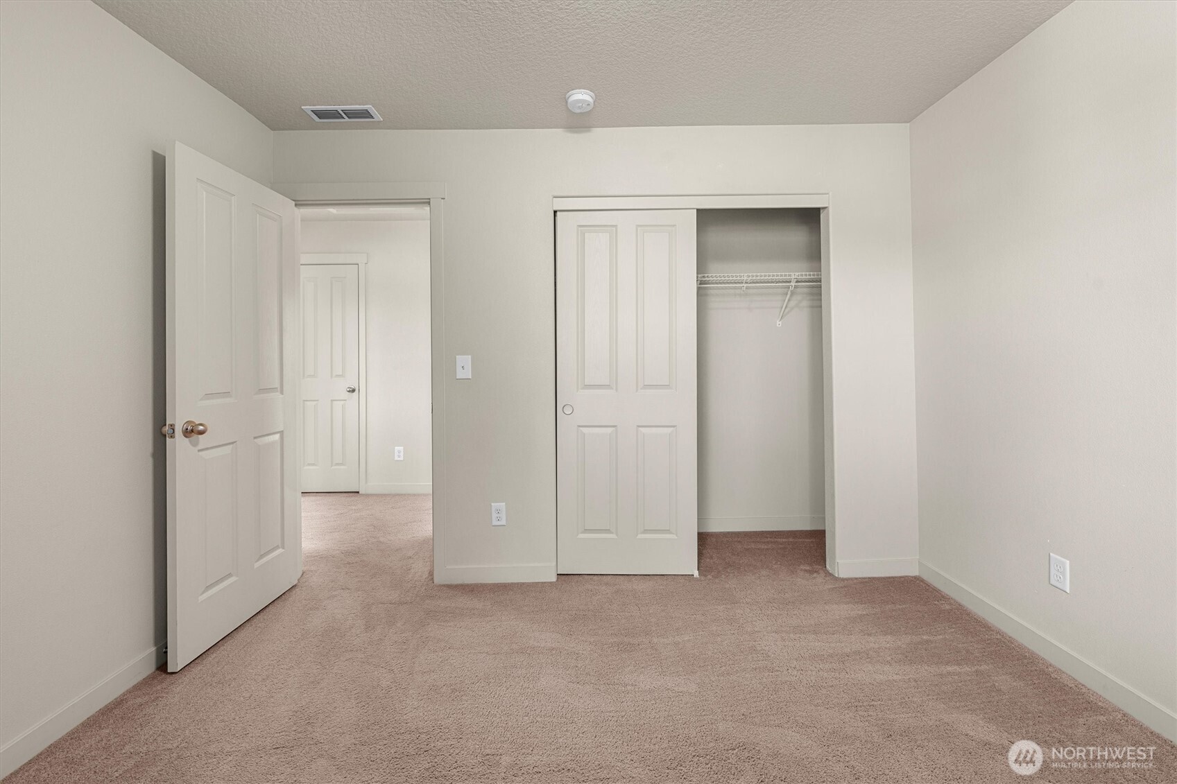 3302 Ne 43rd Place Property Photo 16