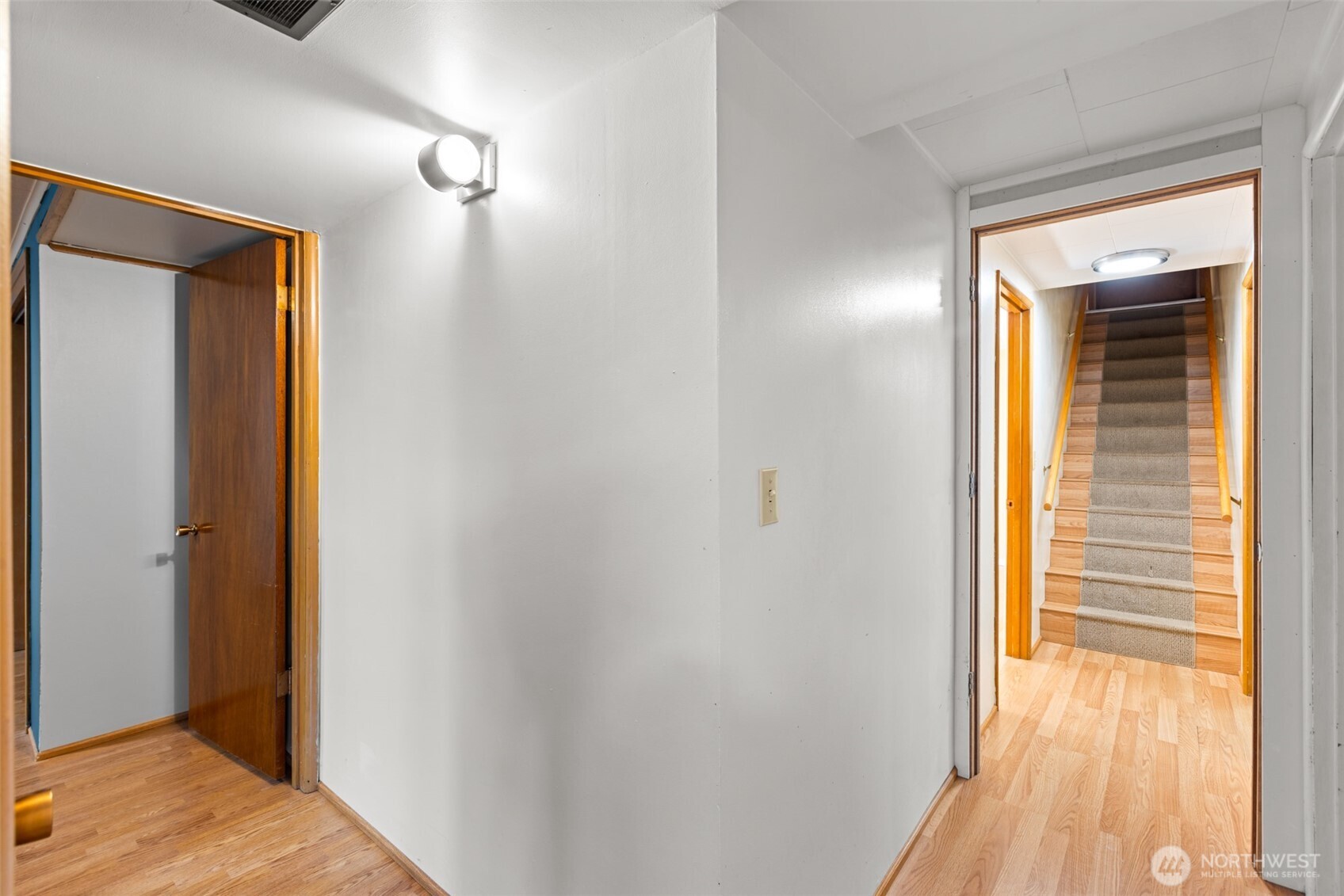 213 W Park Avenue Property Photo 18