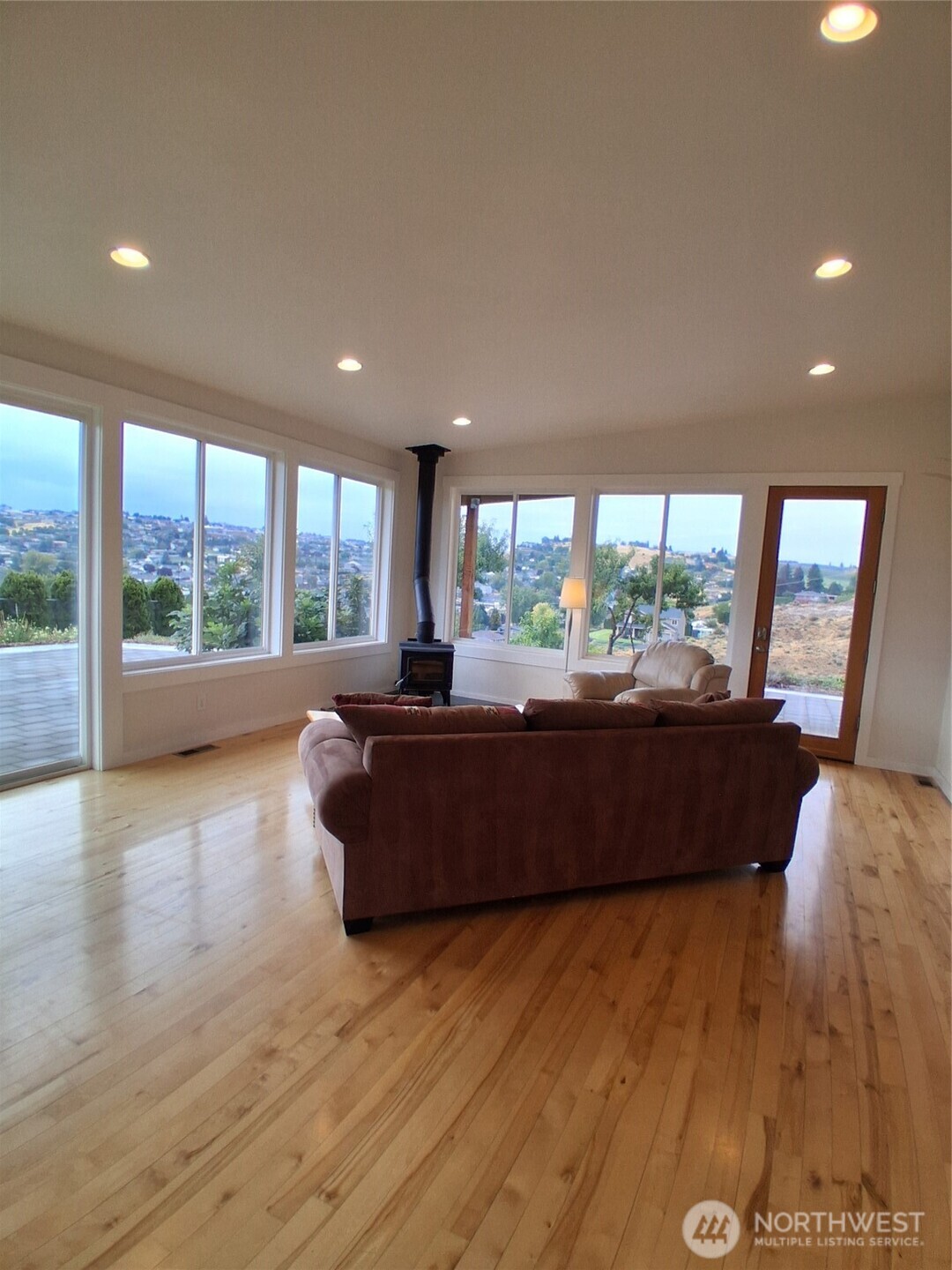 791 N 9th Street Property Photo 1