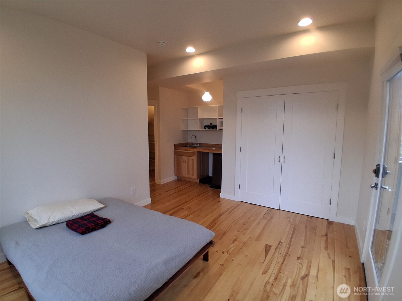791 N 9th Street Property Photo 8