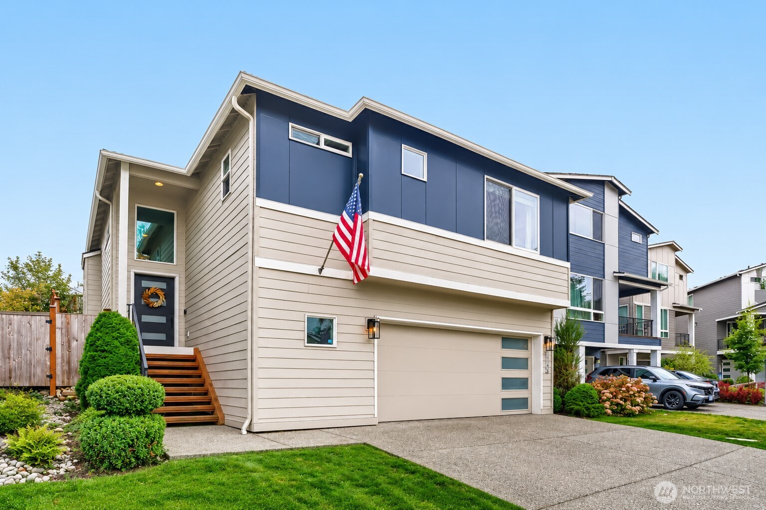 11106 14 Place Property Photo 1