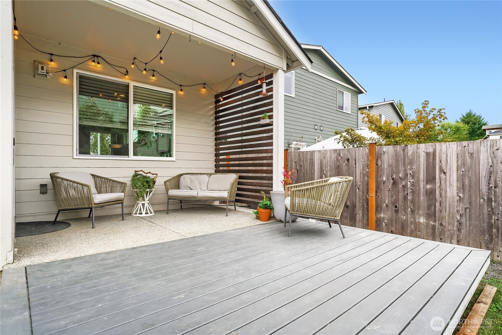 11106 14 Place Property Photo 23