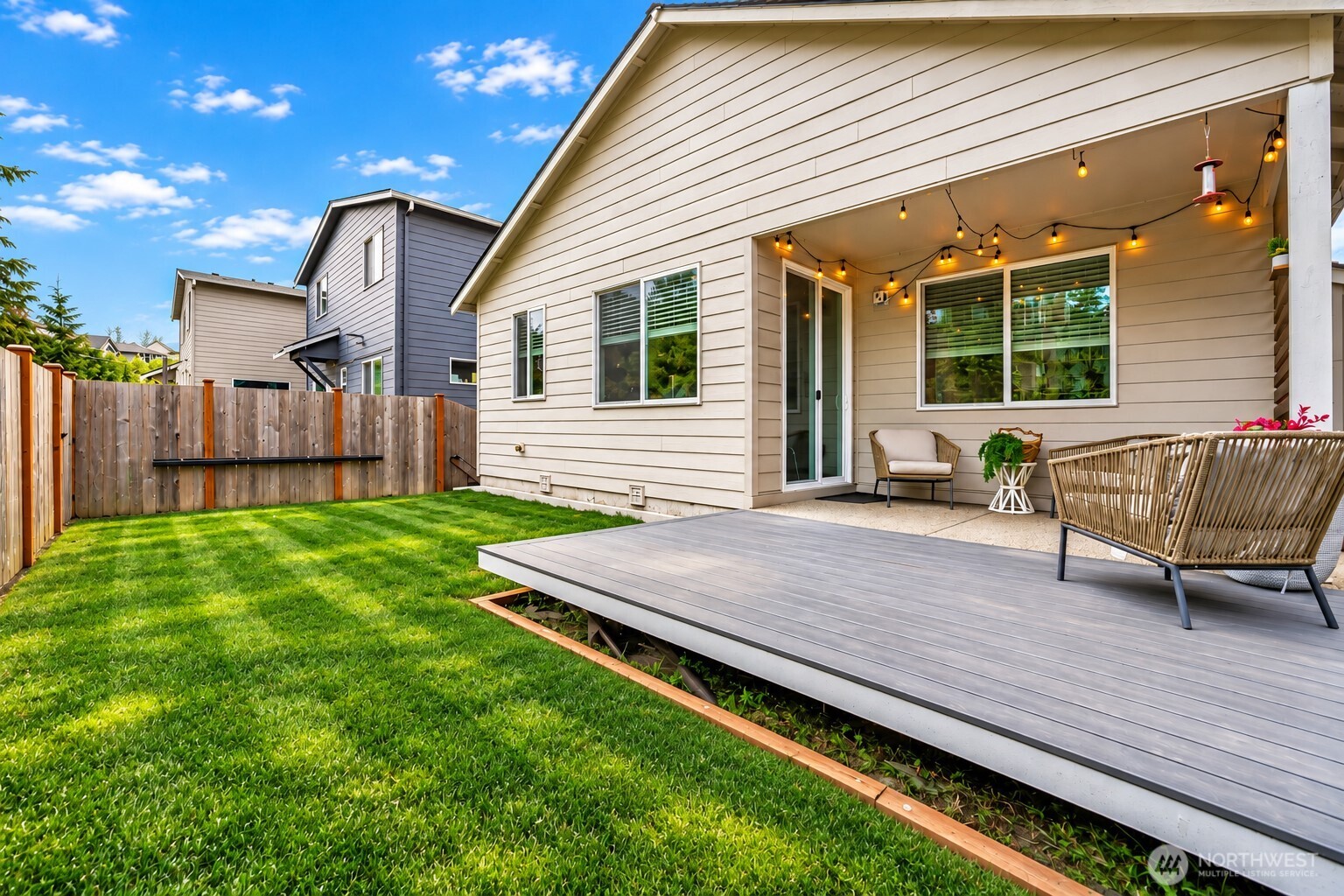 11106 14 Place Property Photo 24