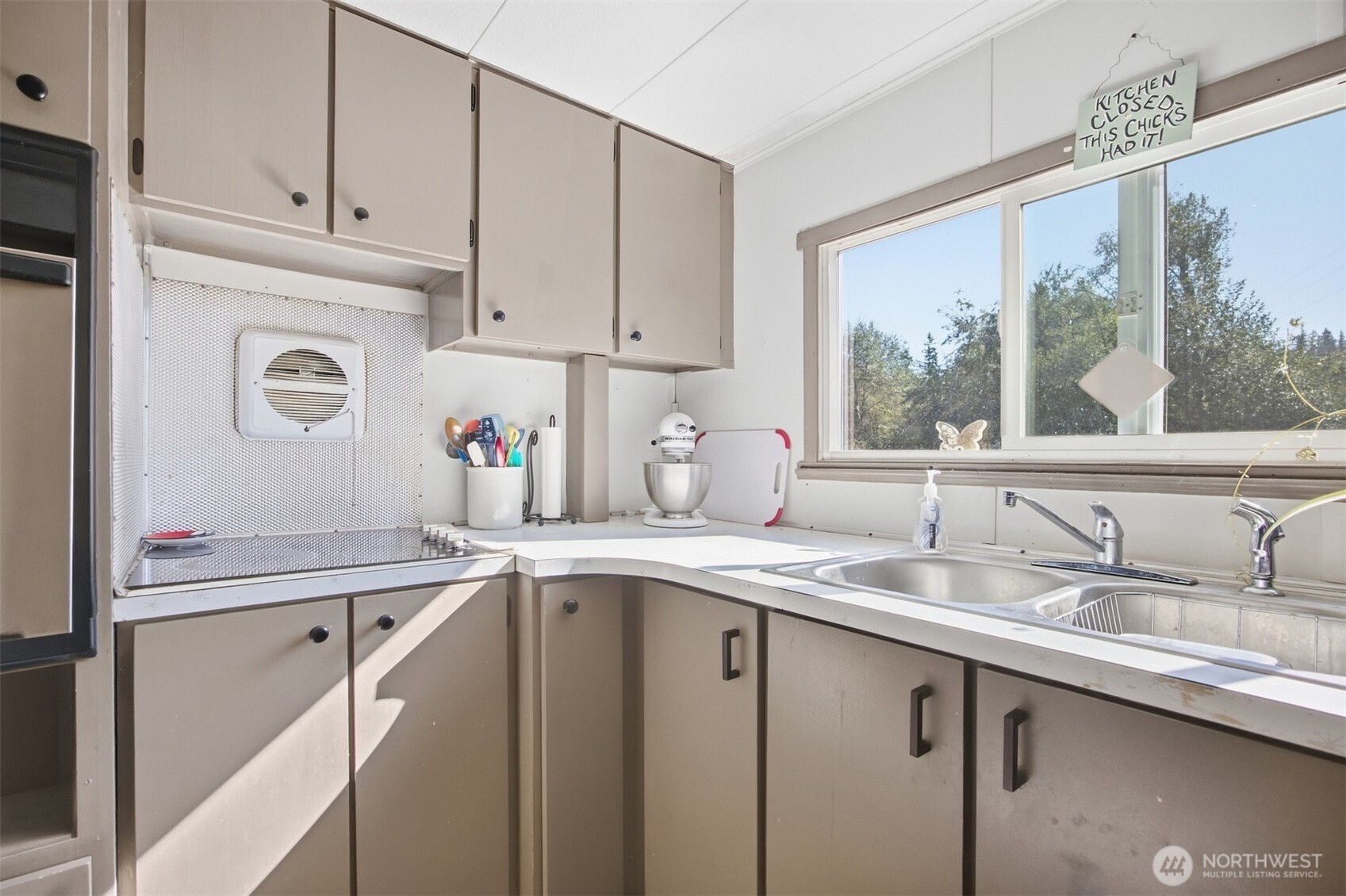 2500 Samish Way 23 Property Photo 19