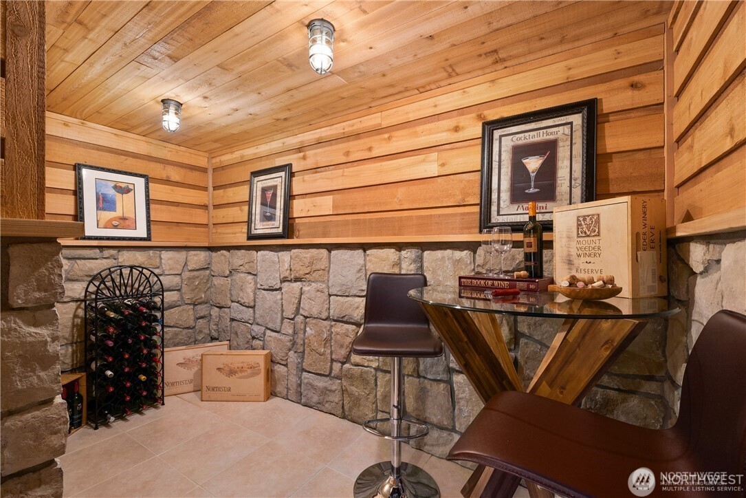11704 Palatine Avenue Property Photo 36