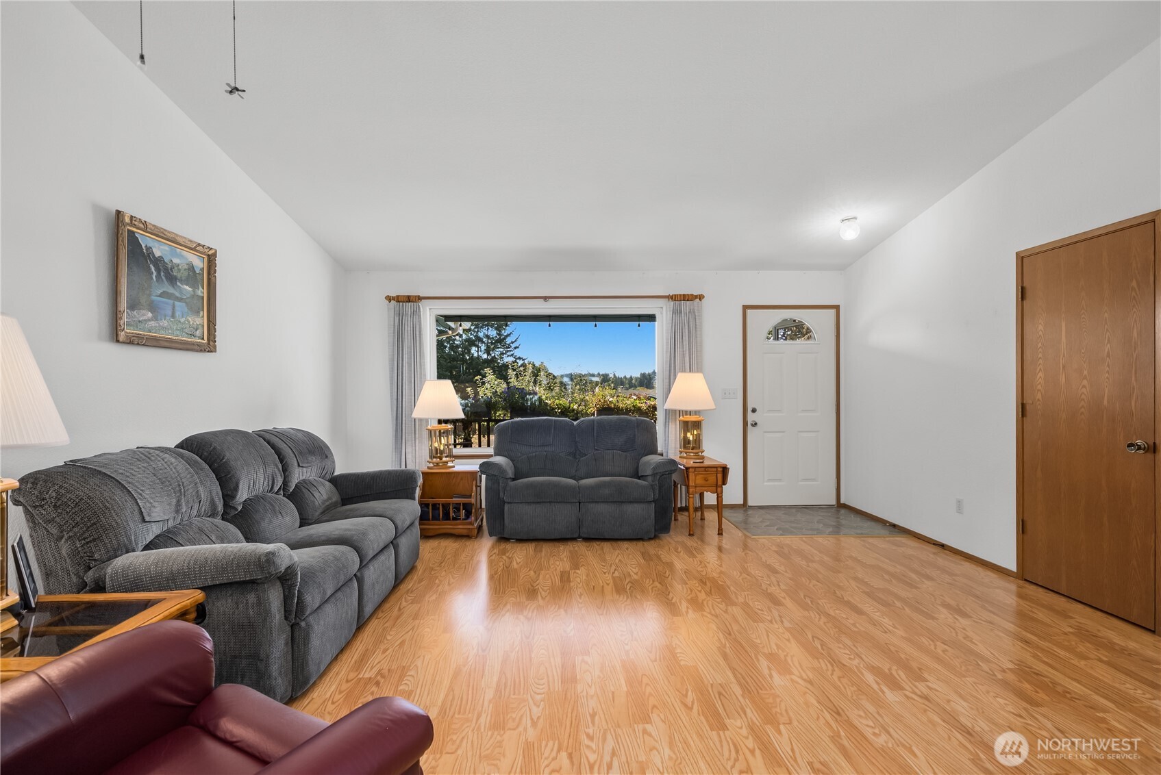 115 Eagle Glen Court Property Photo 6