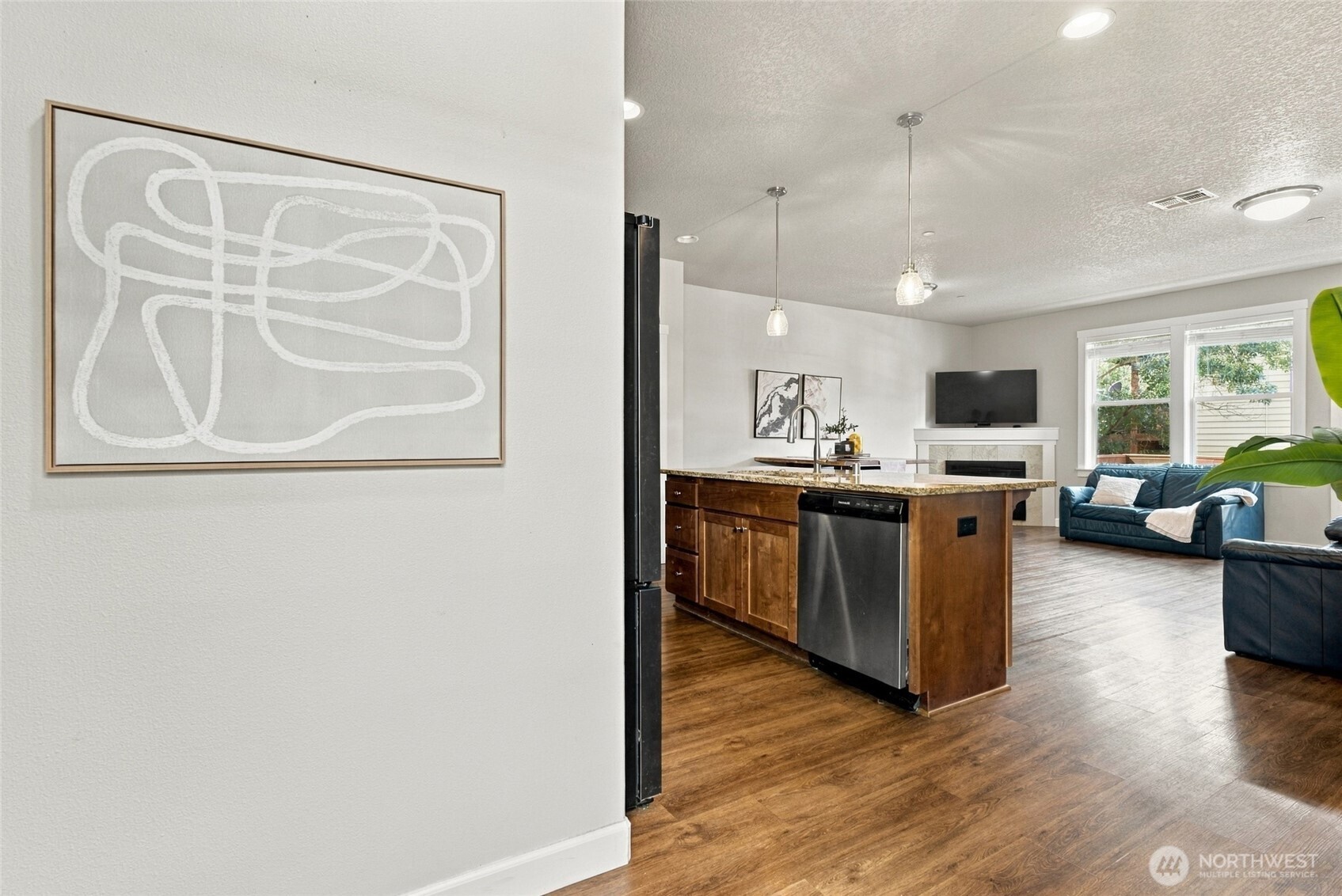 163 Loganberry Court Property Photo 6